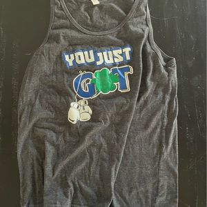 Stingray Green tank top small